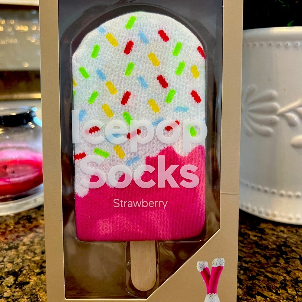 Icepop Socks!